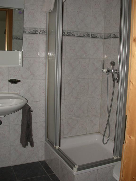 Hotel Reich Thusis Phòng bức ảnh